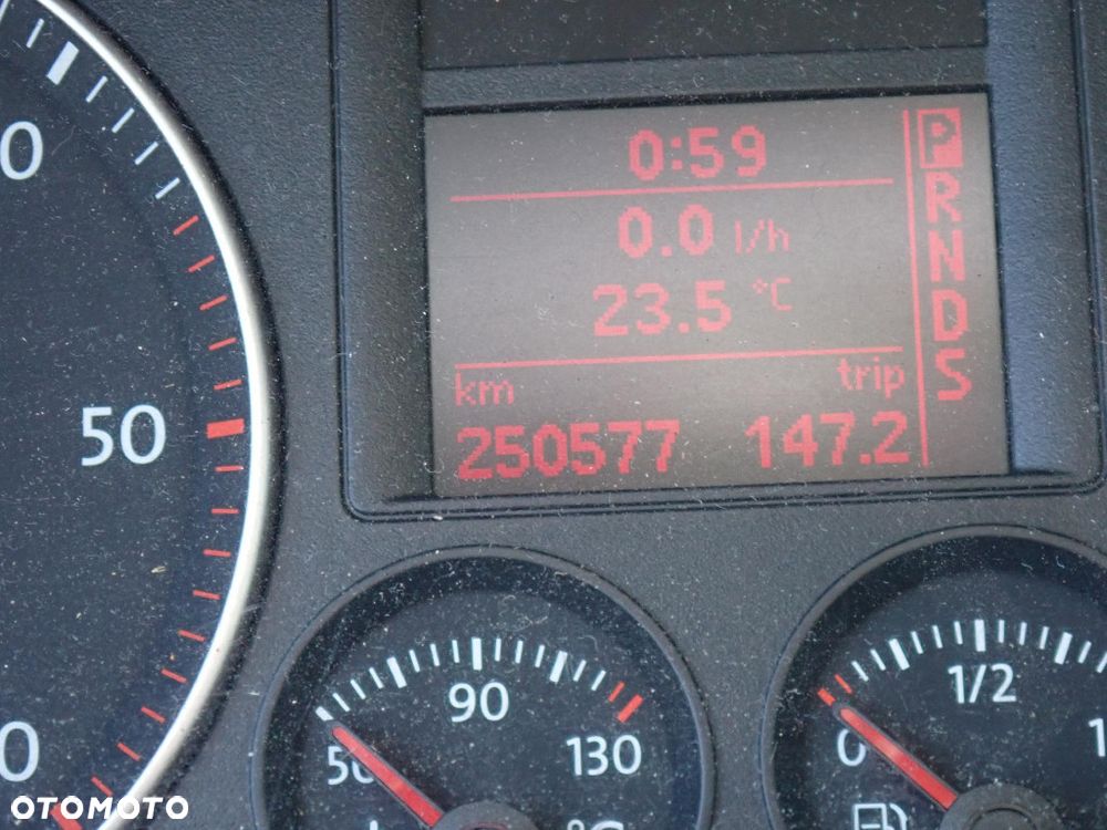 CZĘŚCI - Vw Golf V plus 2,0 TDI 140KM BKD HB 5D AT HQM lakier LC5F 2005r. INDEX - 10065 - 14