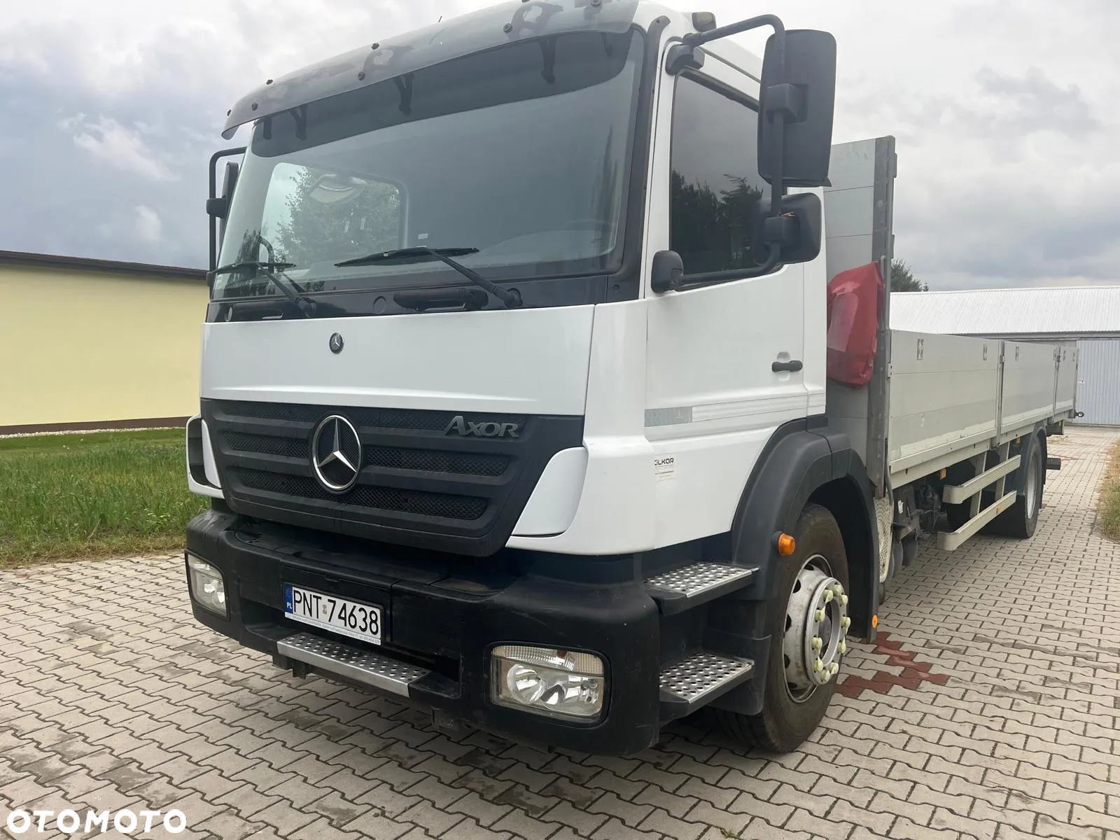 Mercedes-Benz AXOR - 15