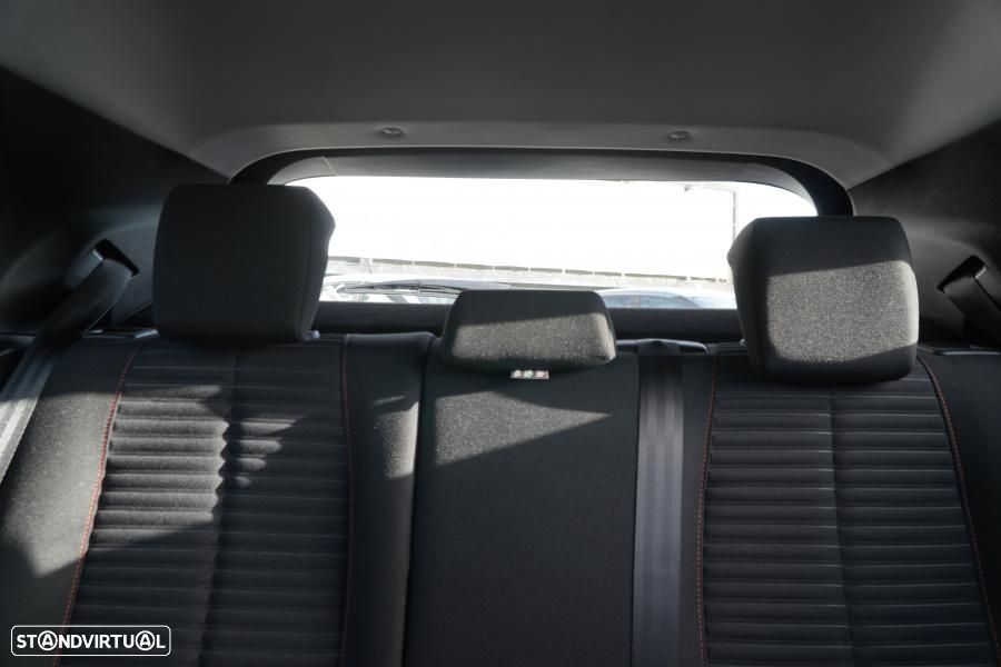 Peugeot 2008 1.2 PureTech Allure Pack EAT8 - 13