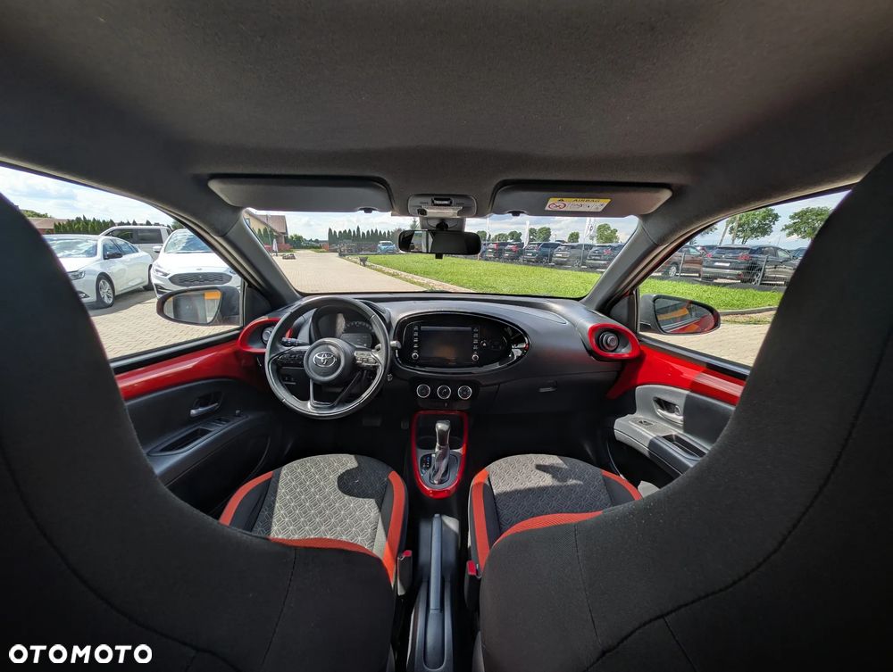 Toyota Aygo X x-shift x-style - 24