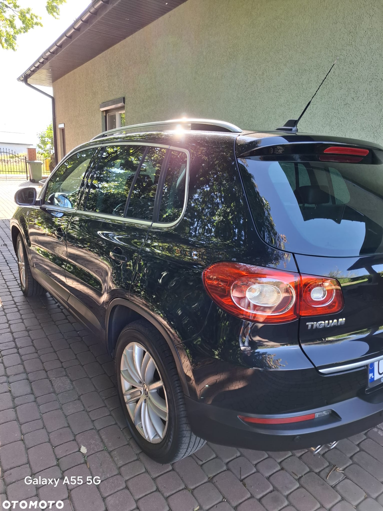 Volkswagen Tiguan - 12