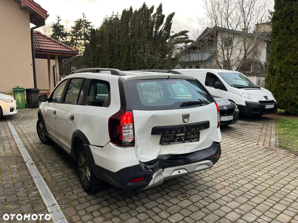 Dacia Logan TCe 90 (S&S) Stepway - 4
