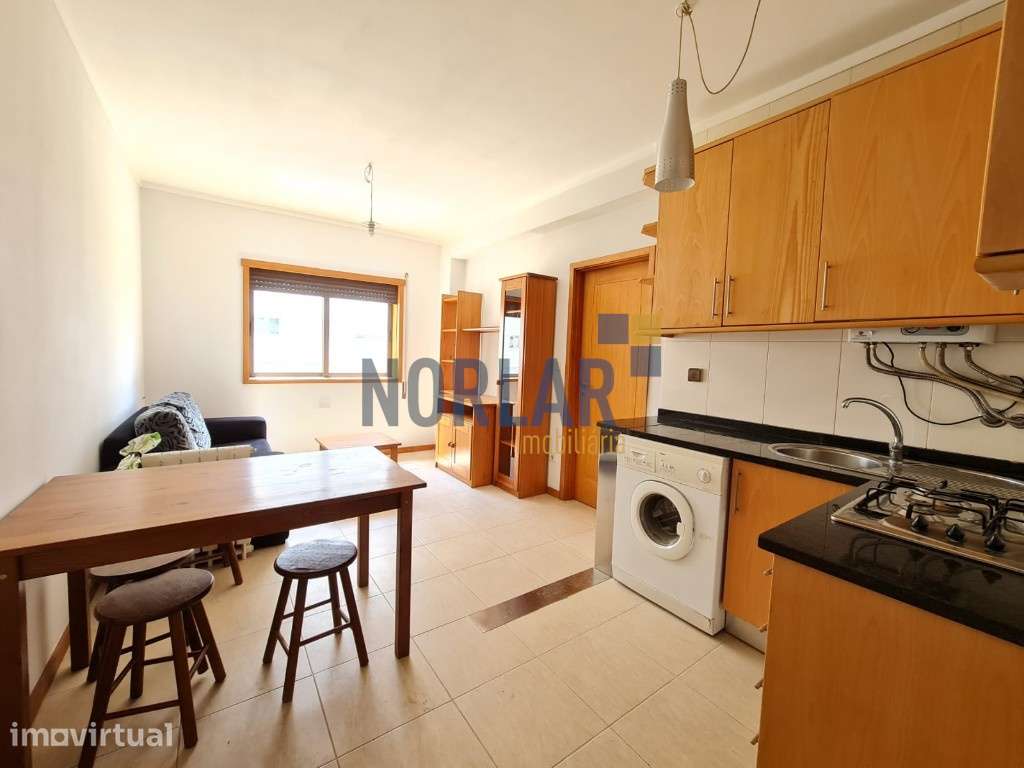 Apartamento T1 Mobilado e Equipado em Maximinos - Grande imagem: 2/6