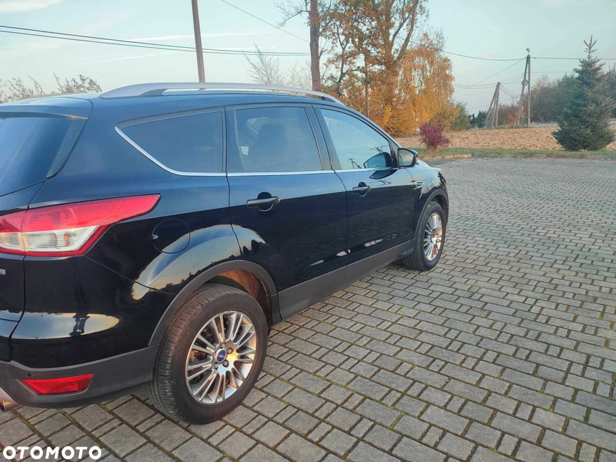 Ford Kuga 1.6 EcoBoost FWD Titanium ASS - 4