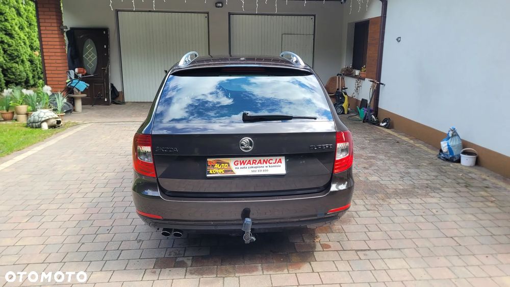 Skoda Superb 2.0 TDI Green tec DSG Elegance - 4