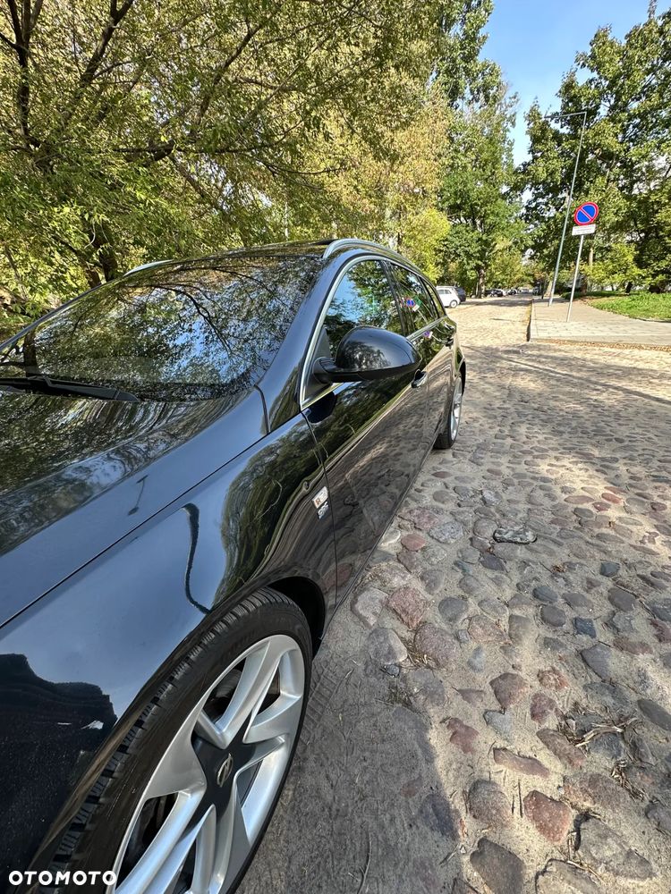 Opel Insignia 2.0 CDTI Cosmo - 11