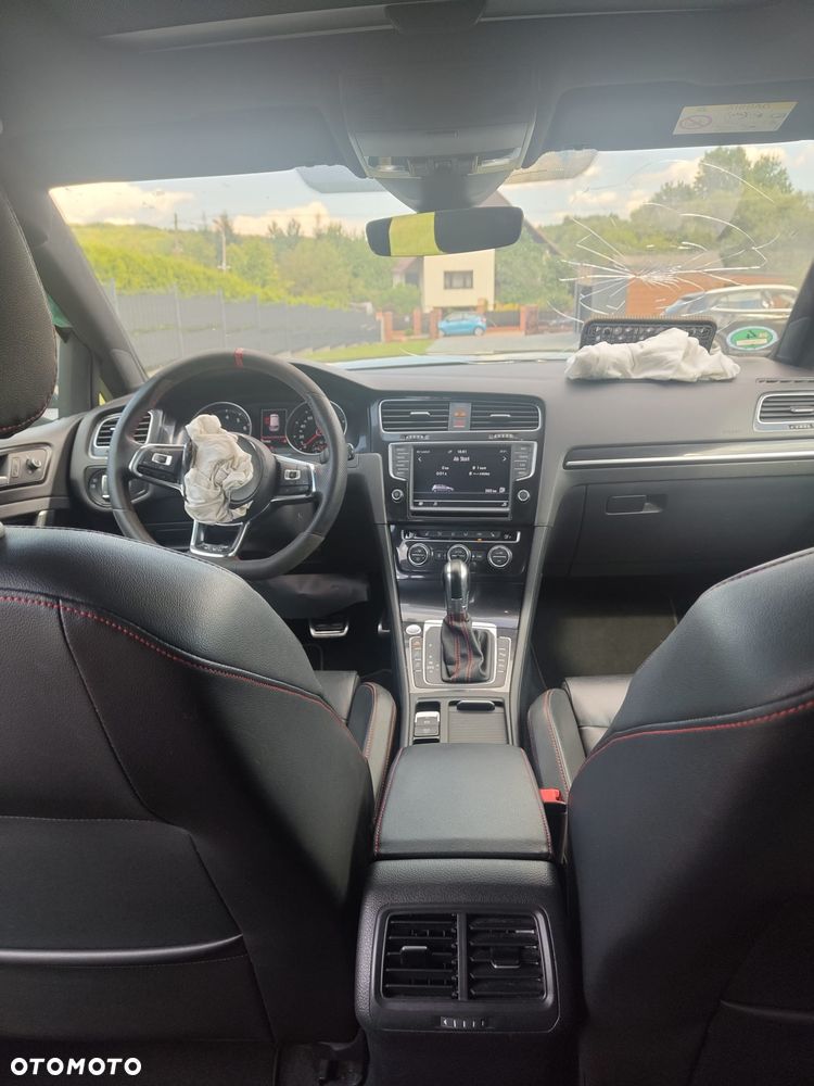 Volkswagen Golf GTI BlueMotion Technology DSG - 38