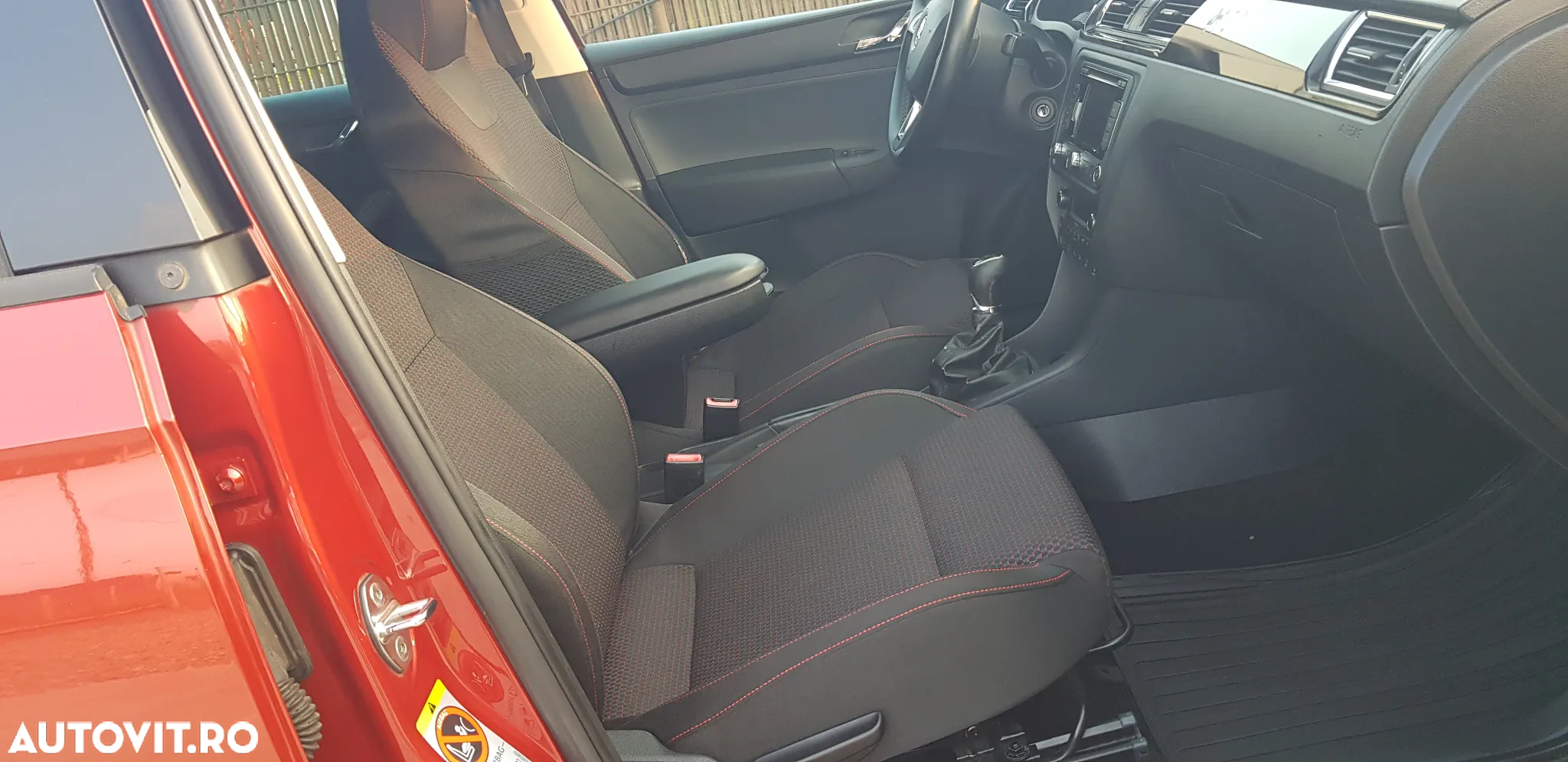 Skoda RAPID 1.2 TSI Elegance - 8