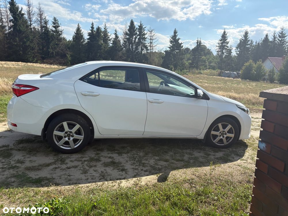 Toyota Corolla 1.4 D-4D Premium - 3