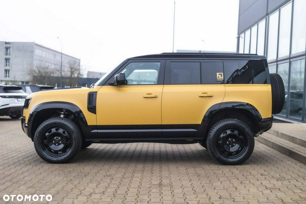Land Rover Defender - 7