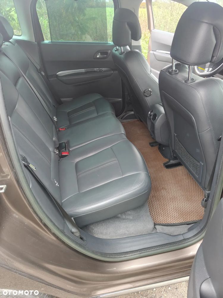 Peugeot 3008 - 11