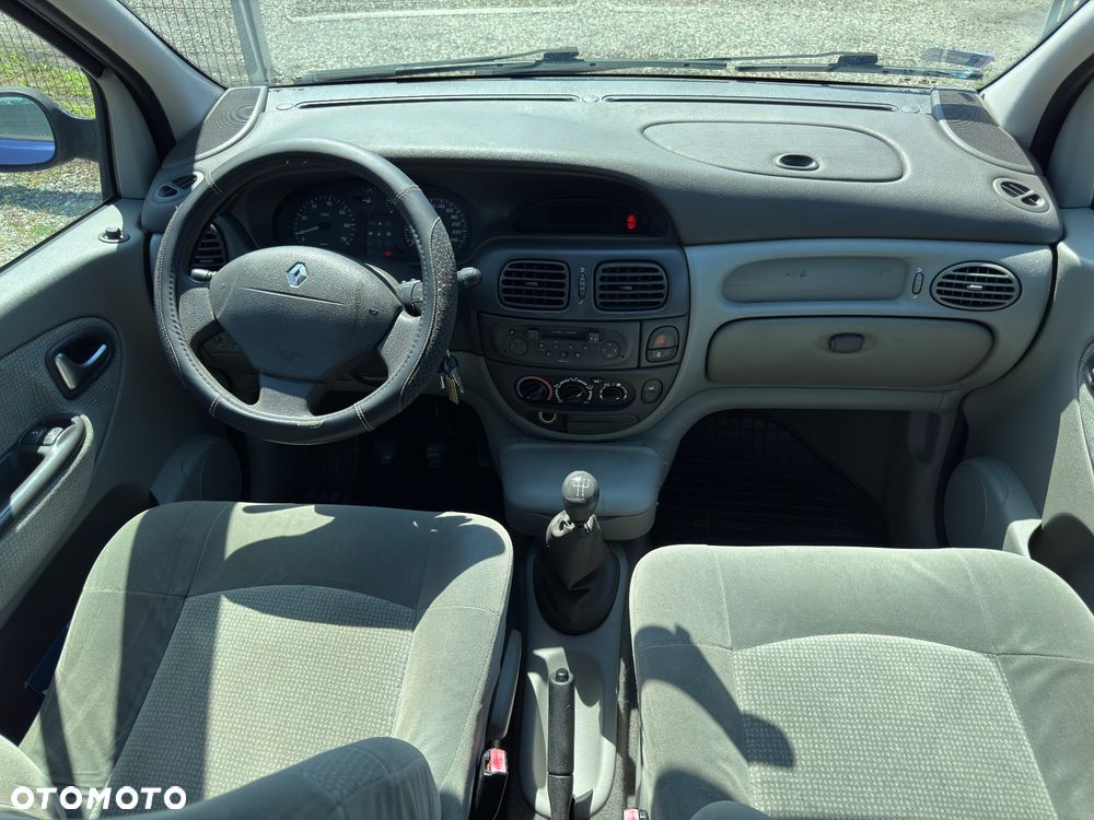 Renault Scenic 1.6 16V EXpression - 23