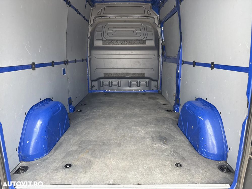 Mercedes-Benz Sprinter - 20