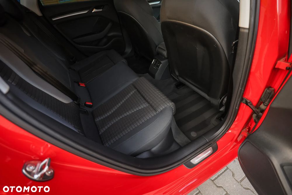 Audi A3 Sportback 1.4 TFSI cylinder on demand S tronic S line Sportpaket - 20