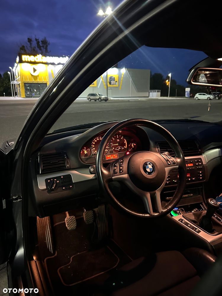 BMW Seria 3 330d - 11