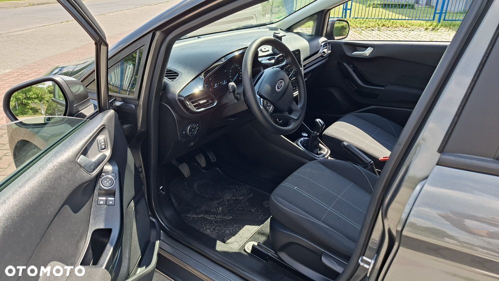 Ford Fiesta 1.1 Trend - 8