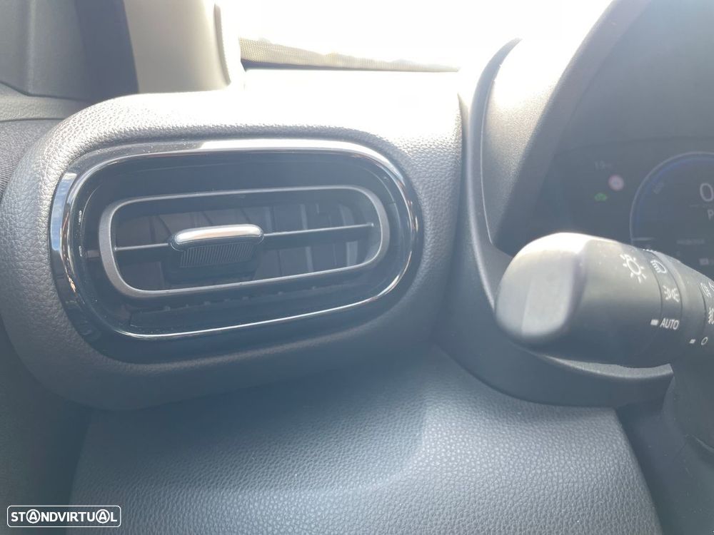 Toyota Yaris Cross 1.5 HDF Comfort Plus - 25