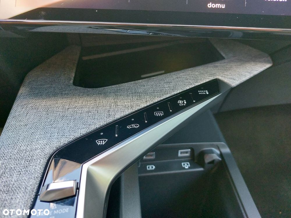 Peugeot 3008 73kWh GT - 25