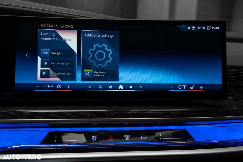 BMW Seria 7 740d xDrive MHEV - 14