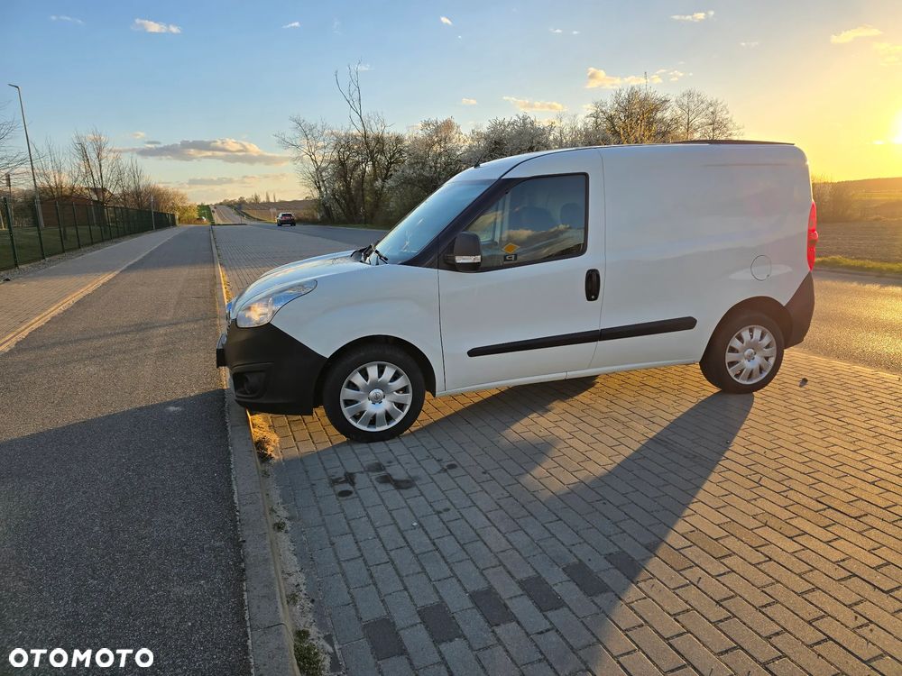 Opel COMBO - 2