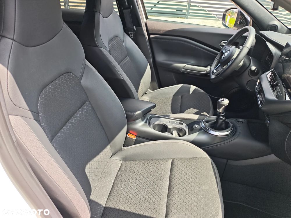 Nissan Juke 1.0 DIG-T N-Connecta - 12