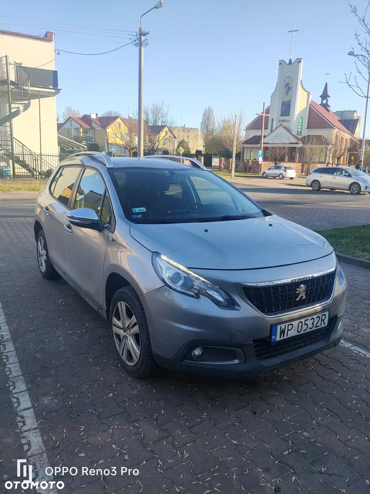 Peugeot 2008 1.2 VTi Allure - 4