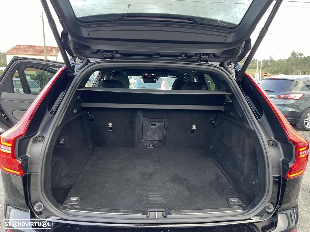 Volvo XC 60 D4 Geartronic RDesign - 17