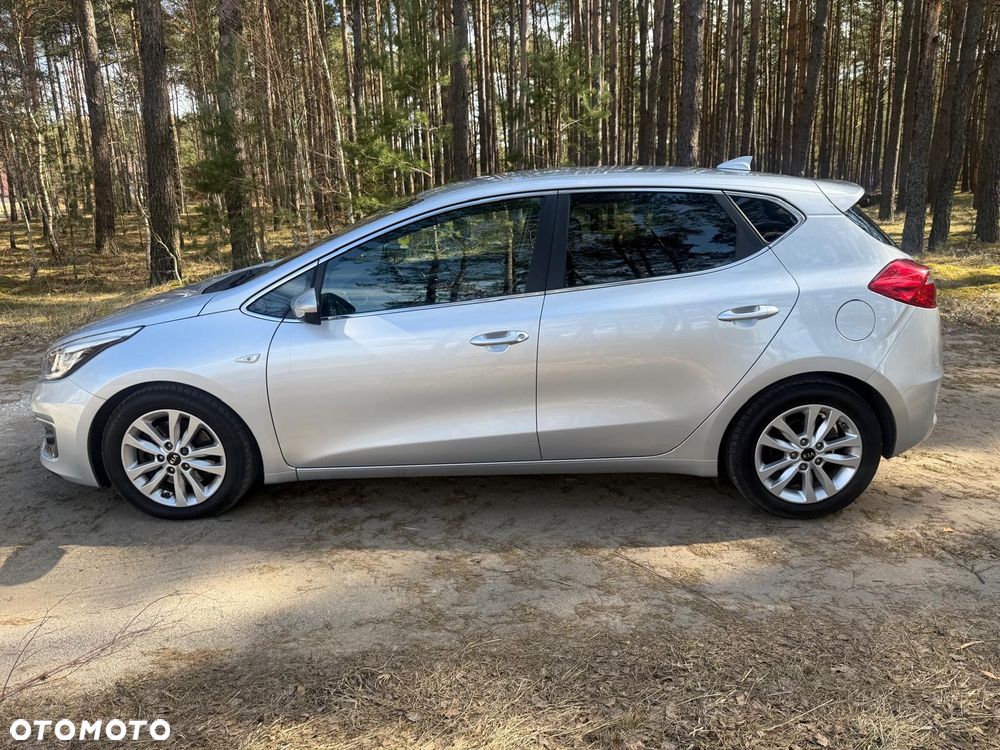 Kia Ceed 1.6 GDI Platinum Edition - 5