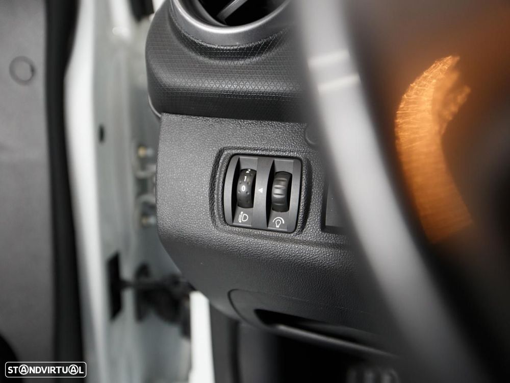 Renault Clio 1.5 dCi Limited - 13