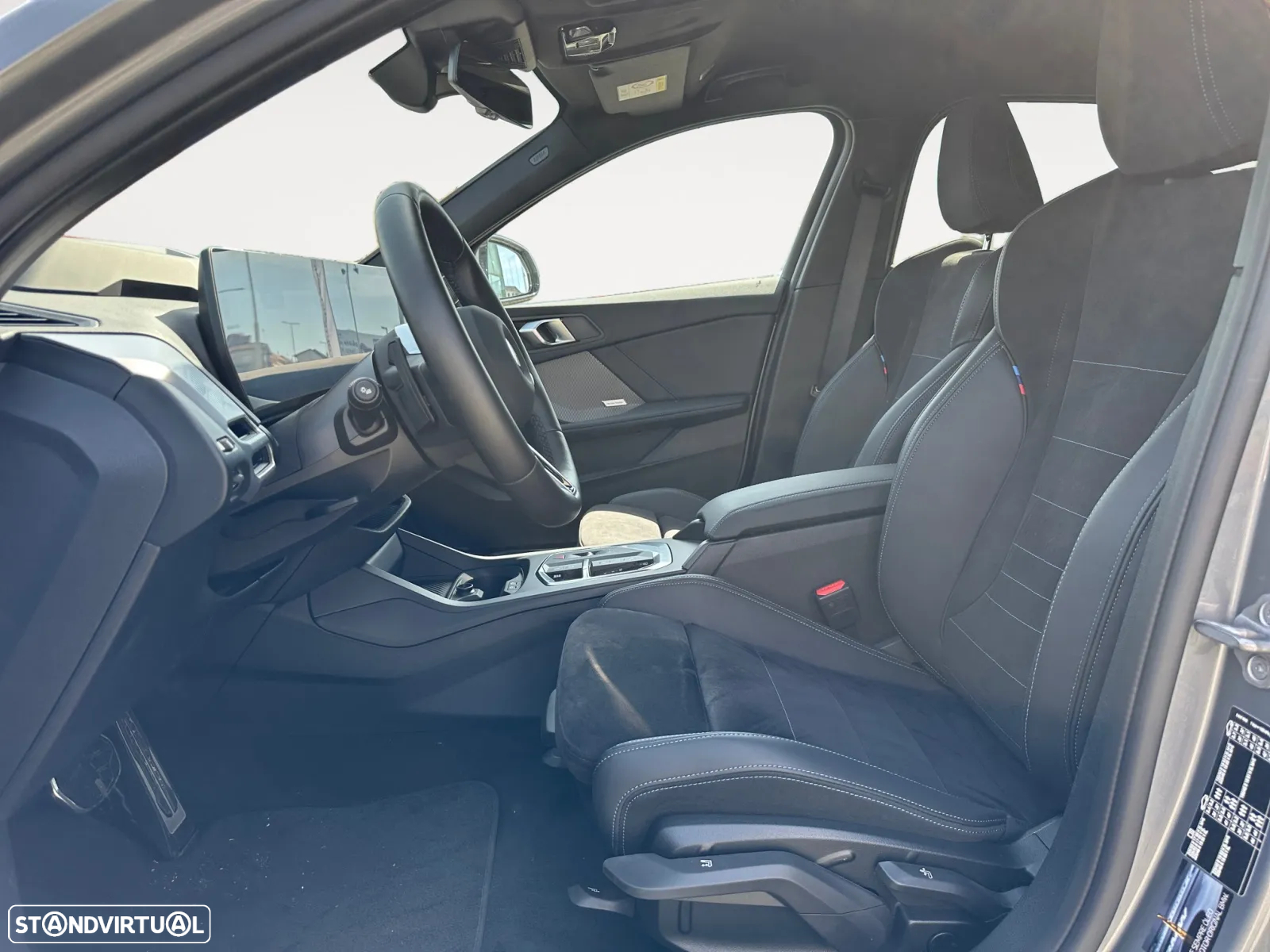 BMW 120 d Pack Desportivo M - 10