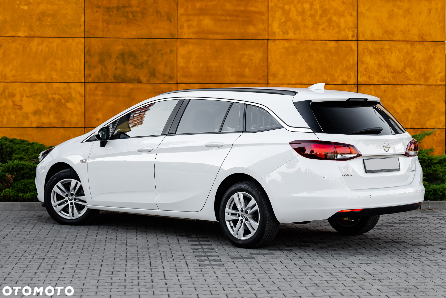 Opel Astra 1.6 D (CDTI) Automatik Sports Tourer Dynamic - 13