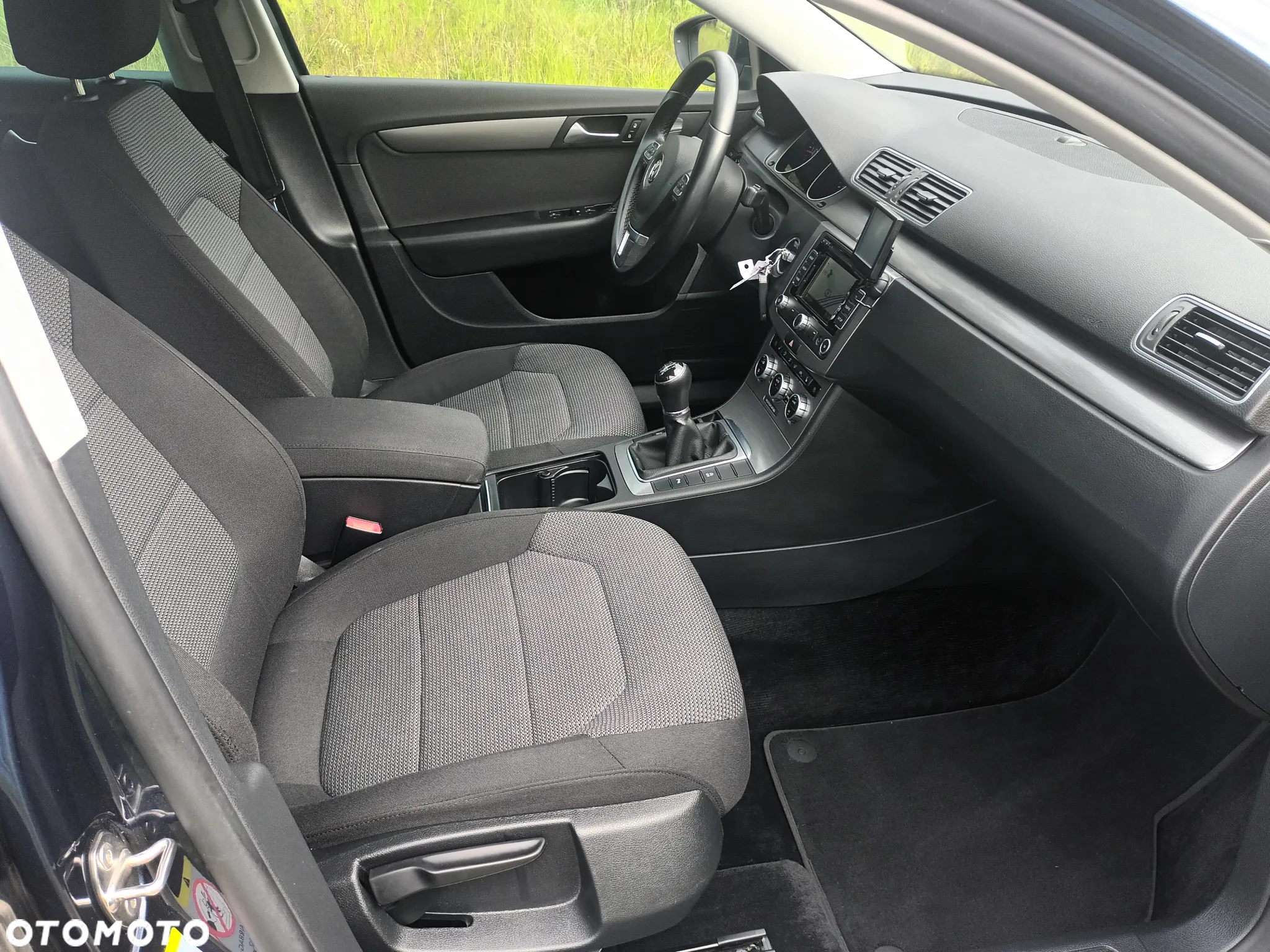 Volkswagen Passat 2.0 TDI Comfortline - 16