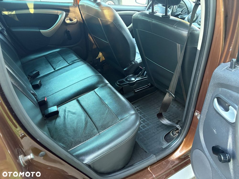 Dacia Duster 1.6 - 8