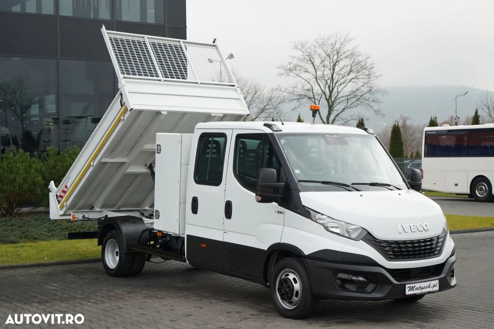 Iveco DAILY 35-140 / BASCULATOR / CU TRACȚIE MÂNĂ / DOUĂ TRACȚII / MANUAL / 6 LOCURI / - 2