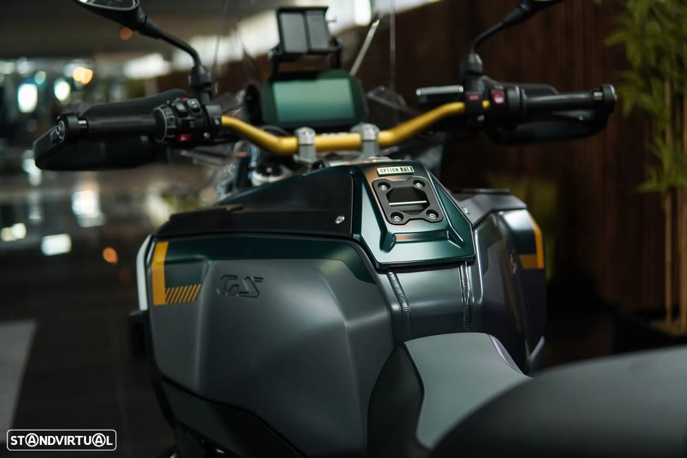 BMW R 1300 GS Adventure KARAKORUM Option 719 Akrapovic ASA - 26