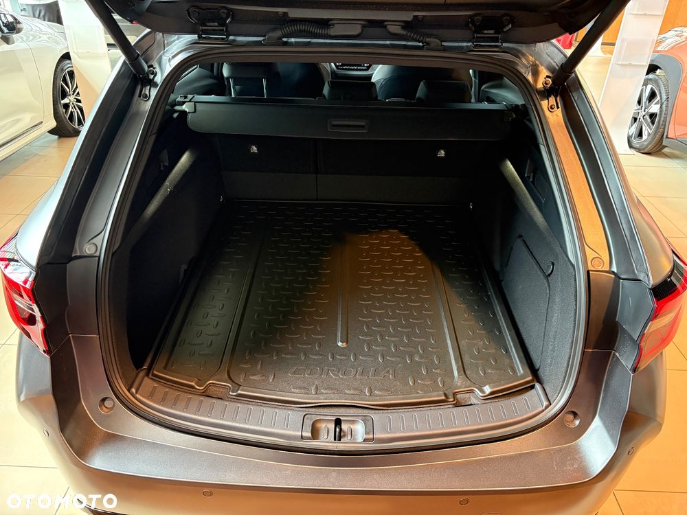 Toyota Corolla 2.0 Hybrid GR Sport - 22