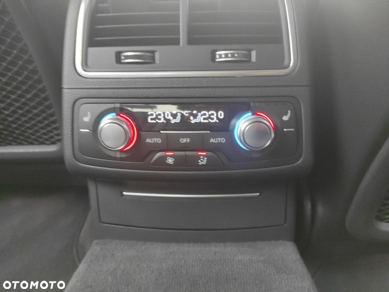 Audi A6 3.0 TDI Quattro S tronic - 23