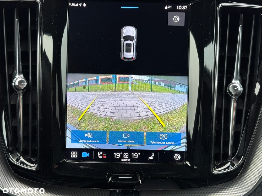 Volvo XC 60 B4 D Geartronic RDesign - 22