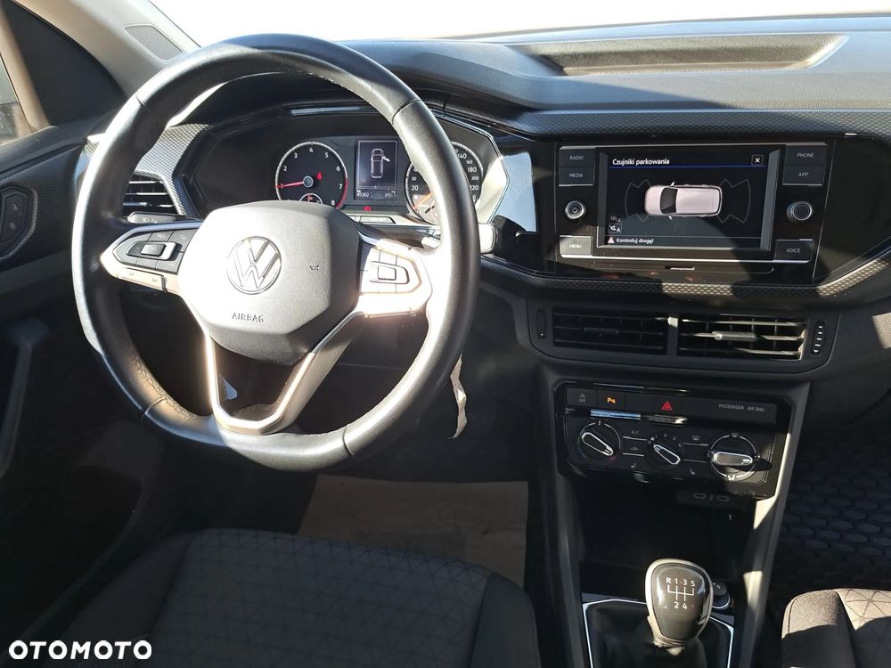 Volkswagen T-Cross - 14