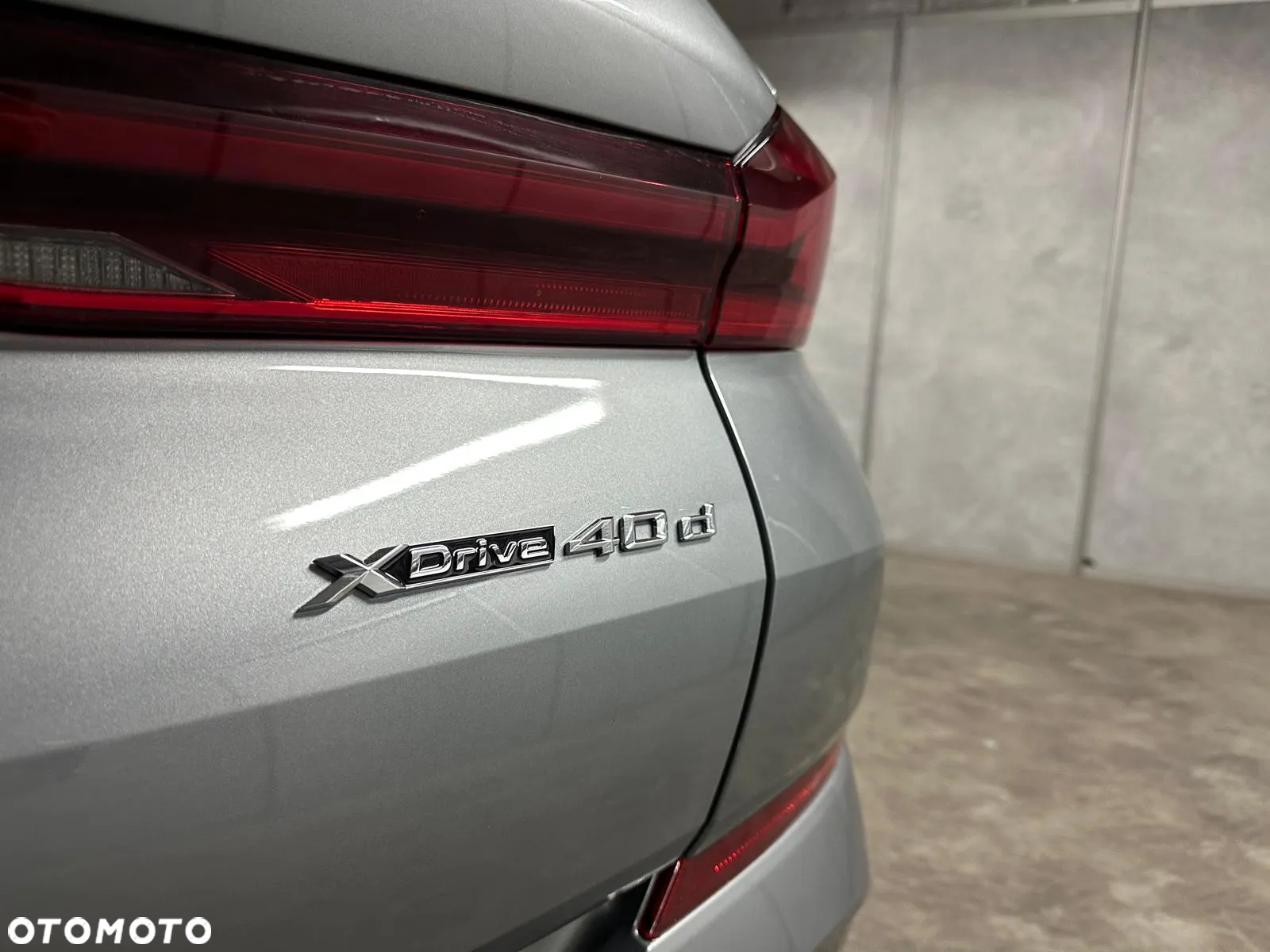 BMW X6 xDrive40d mHEV - 13