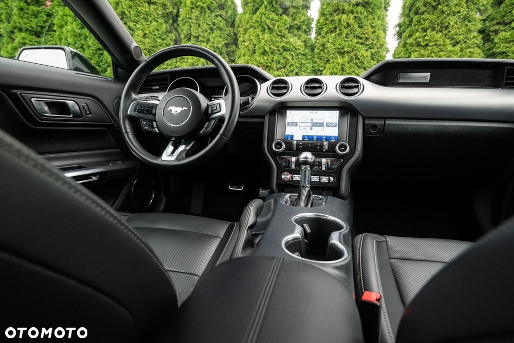 Ford Mustang 5.0 V8 GT - 16