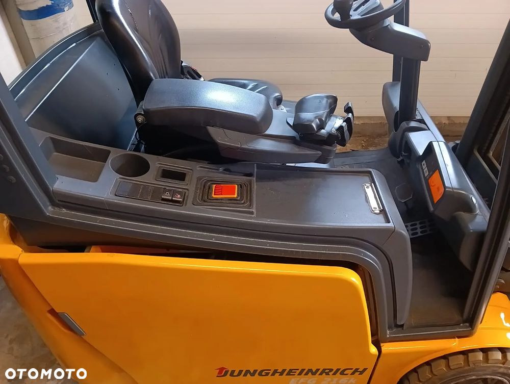Jungheinrich EFG 216K - 6
