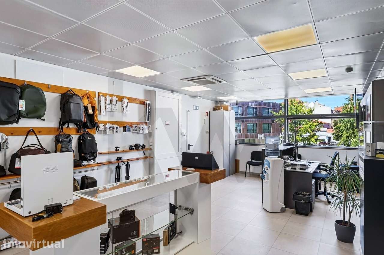 Escritório Arrendado | Yield 5,5% | 249 m2 | Alcântara - Grande imagem: 4/21