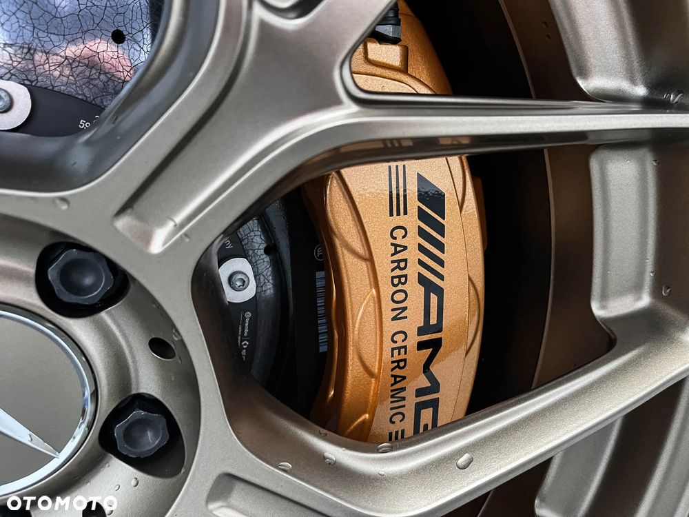 Mercedes-Benz AMG GT 63 4Matic+ - 11