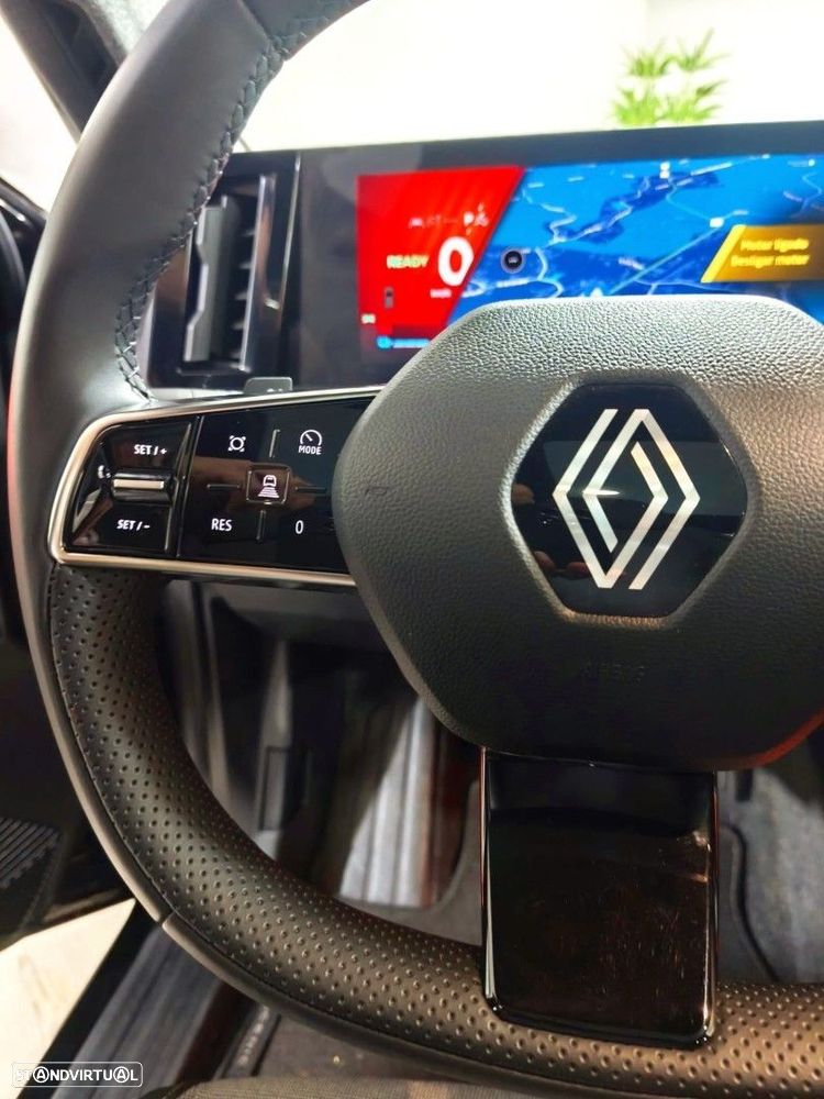 Renault Scénic E-Tech 220 Long Range Techno - 32