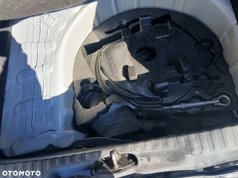 Citroën DS4 e-HDi 110 Chic - 6