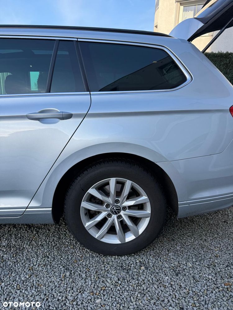 Volkswagen Passat 2.0 TDI SCR DSG - 8