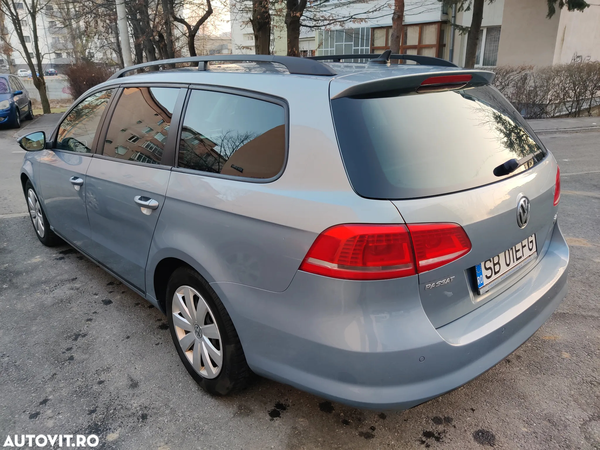 Volkswagen Passat - 5