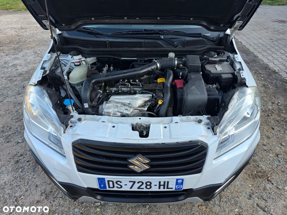 Suzuki SX4 S-Cross 1.6 DDiS 4x4 Comfort - 10