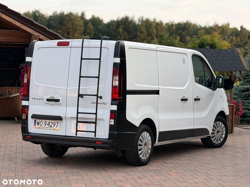 Renault Trafic - 13